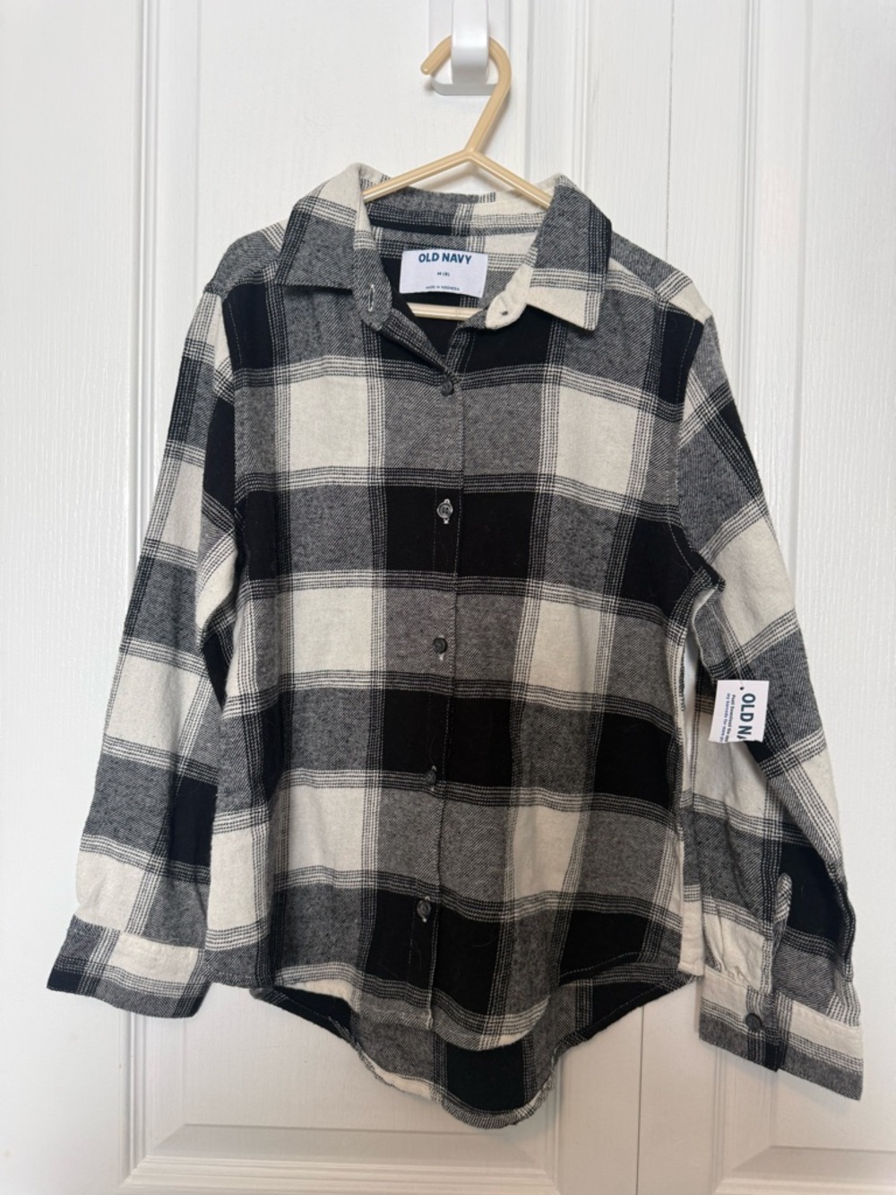 Old Navy Black and Cream Plaid Button-Down Shirt